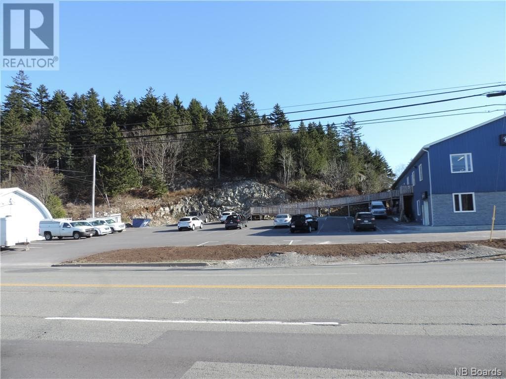 680 Rothesay Avenue, photo 3