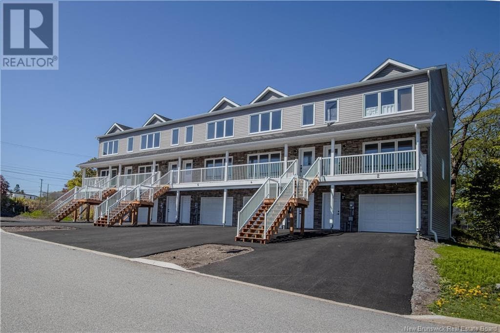 4 Rockingstone Drive, photo 2