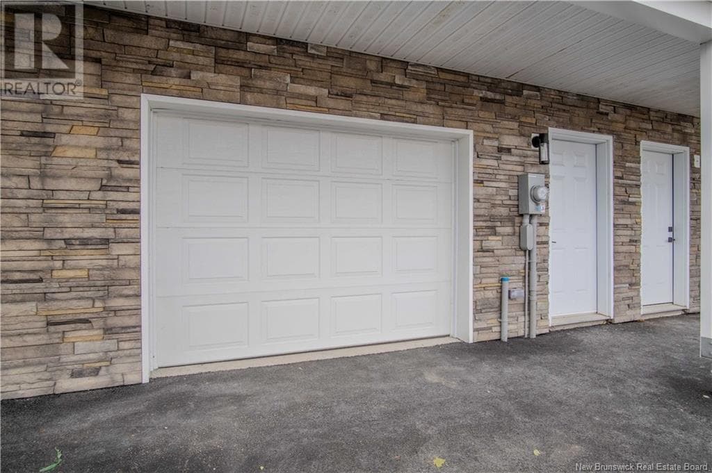 4 Rockingstone Drive, photo 40