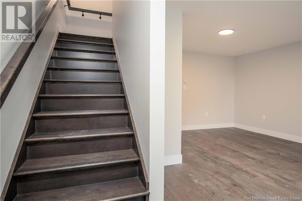 4 Rockingstone Drive, photo 32