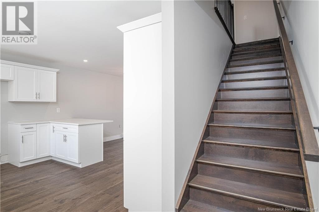 6 Rockingstone Drive, photo 12