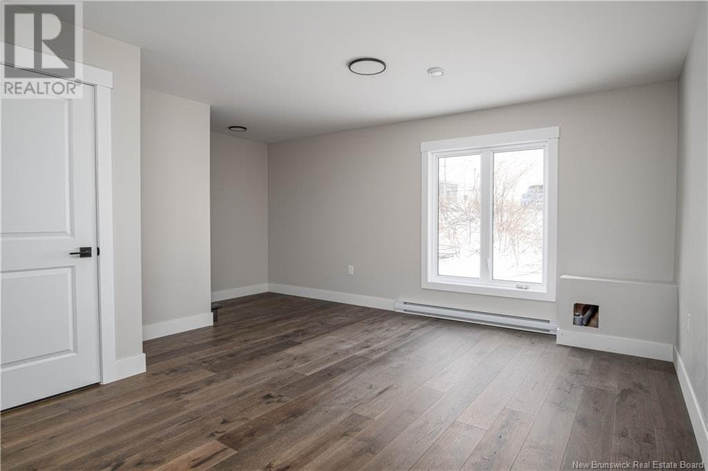 6 Rockingstone Drive, photo 3