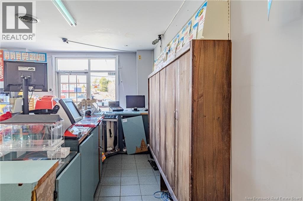 1506 Loch Lomond Road, photo 18