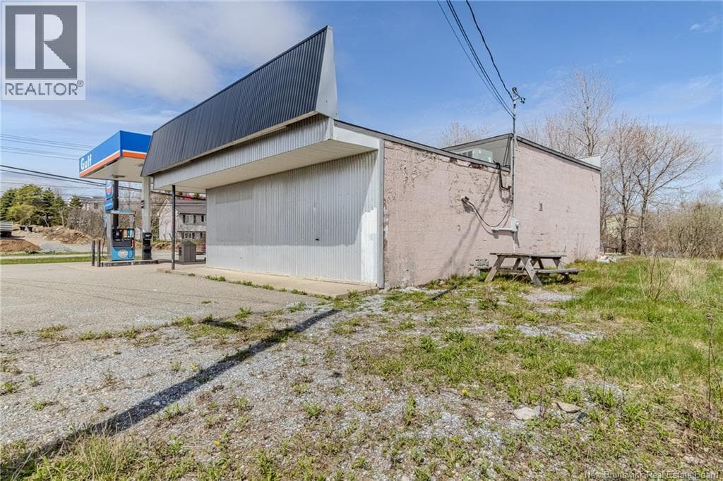 1506 Loch Lomond Road, photo 11