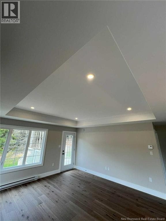28 Hamel Drive, photo 13
