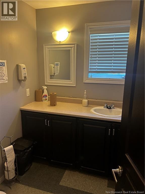7-17 Foster Thurston Drive, photo 12