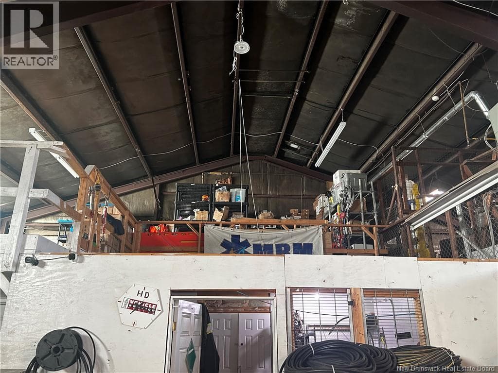 7-17 Foster Thurston Drive, photo 17