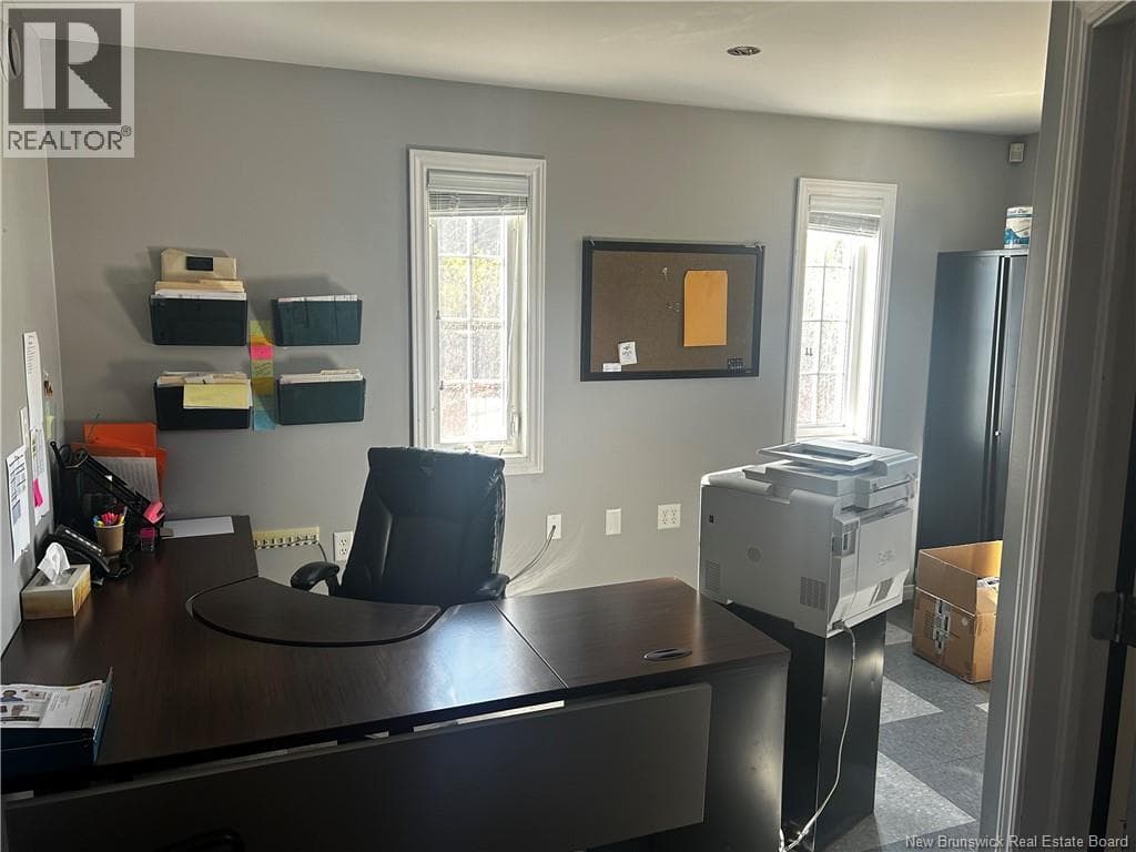 7-17 Foster Thurston Drive, photo 6