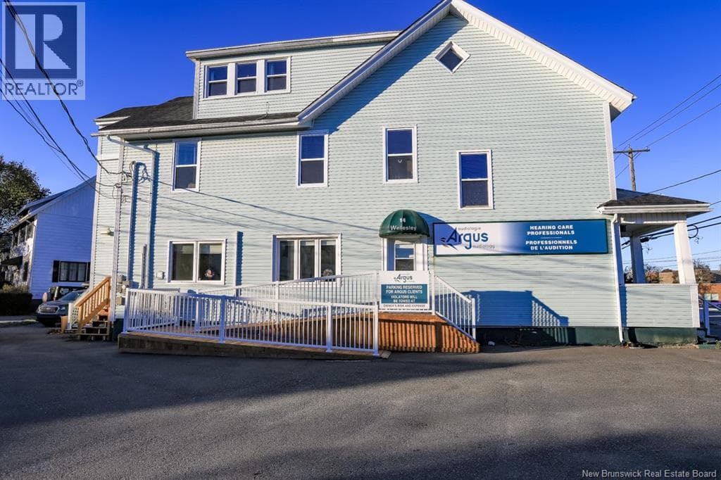 14 Wellesley Avenue, photo 32