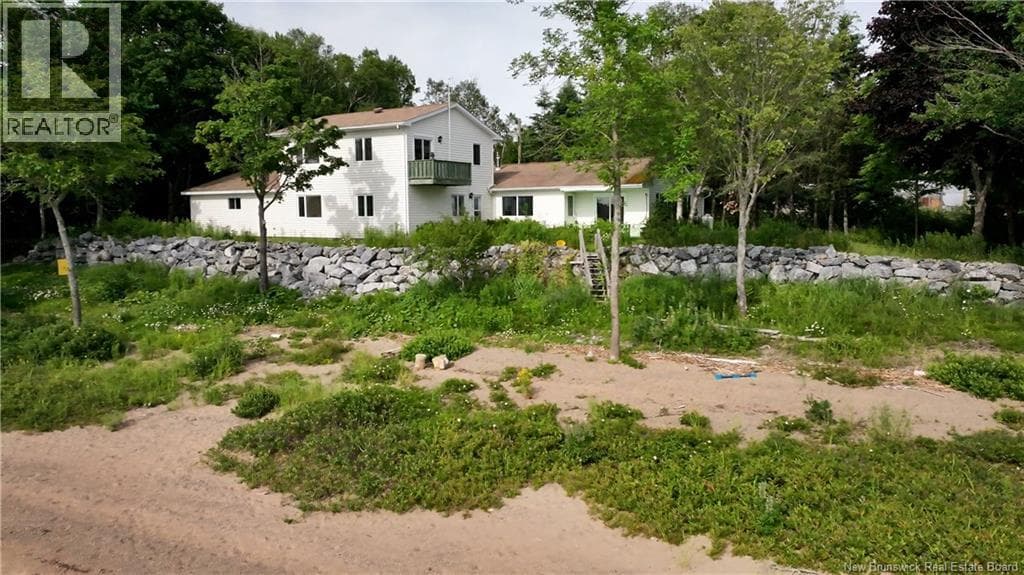 8 Tennis Court Road, photo 11