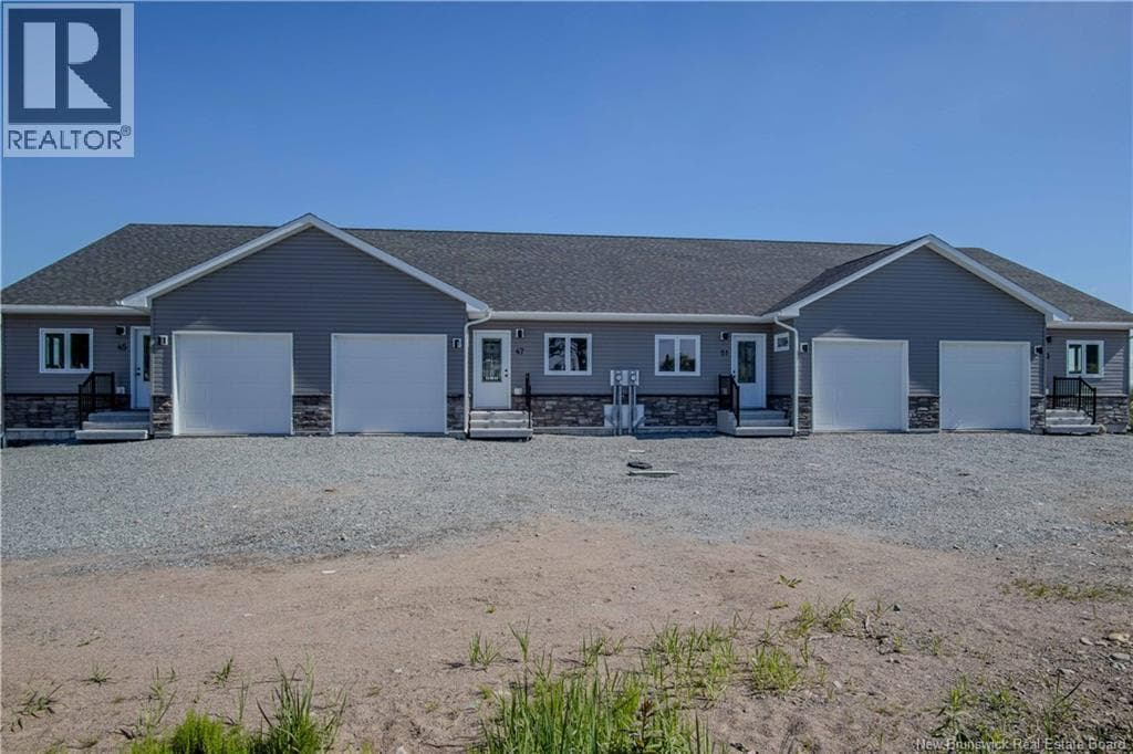 53 Rockingstone Drive, photo 3
