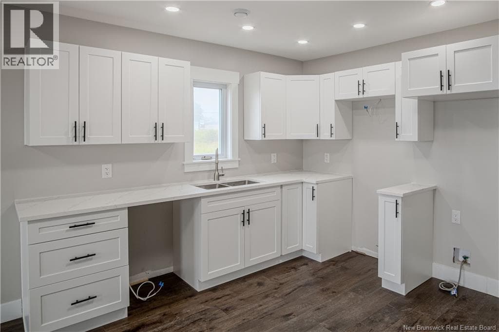 53 Rockingstone Drive, photo 8