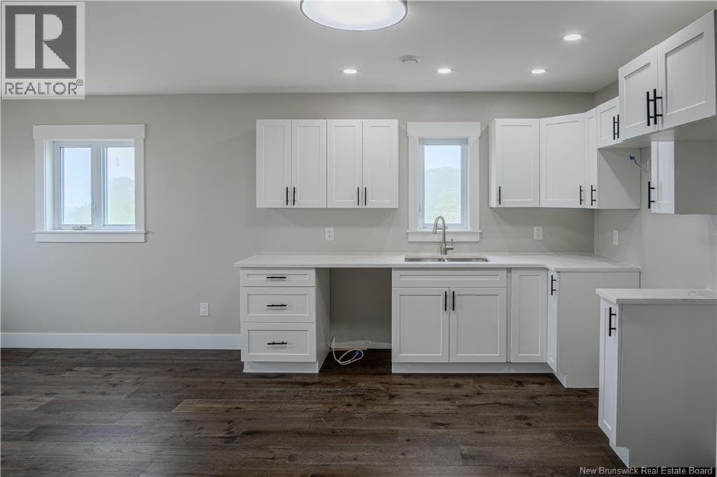 53 Rockingstone Drive, photo 9