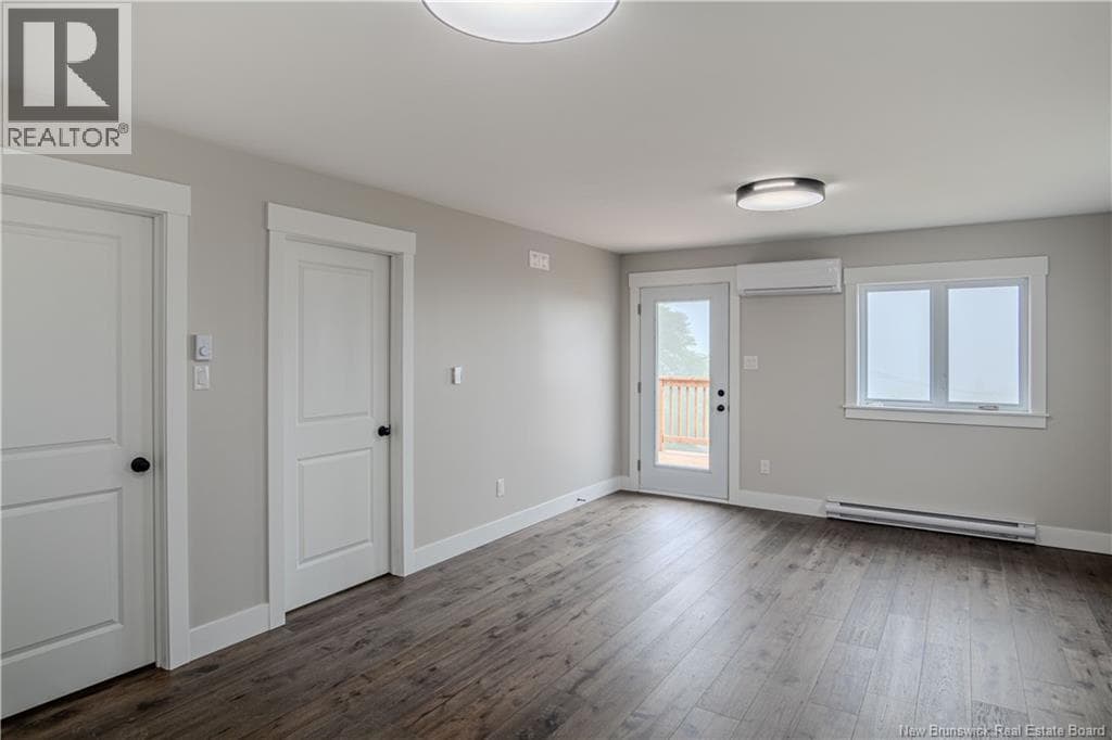 47 Rockingstone Drive, photo 9