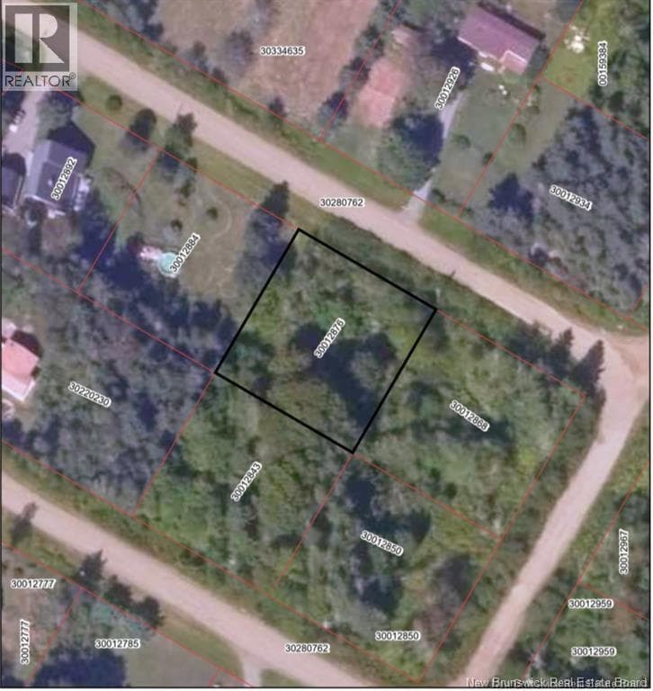LOT Woodhaven Drive, photo 2
