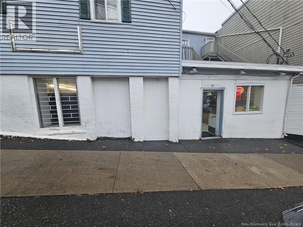 160 Carmarthen Street, photo 42