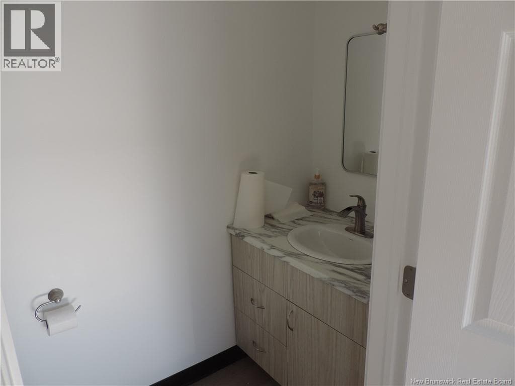 594 Rothesay Avenue Unit# 3, photo 3
