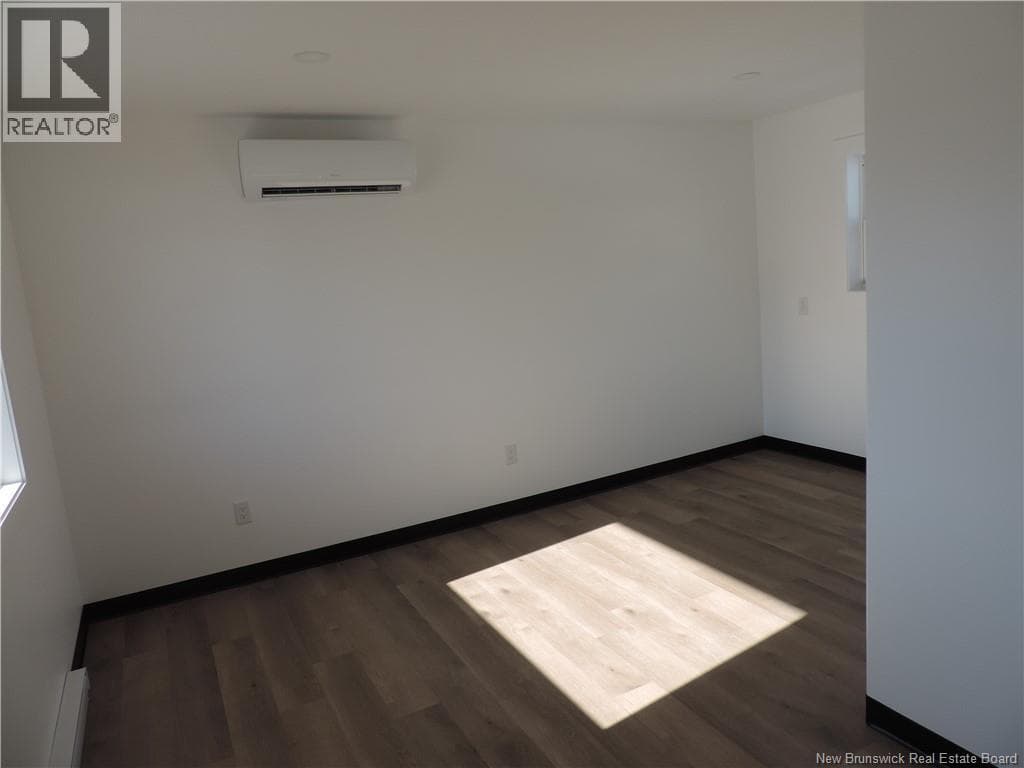594 Rothesay Avenue Unit# 3, photo 4