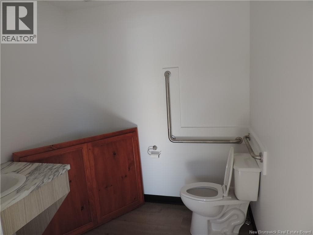 594 Rothesay Avenue Unit# 2, photo 3