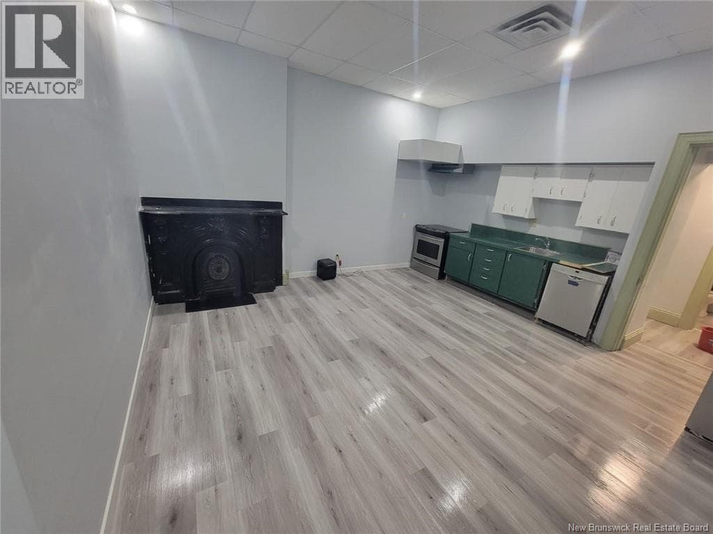 101 Carleton Street, photo 16