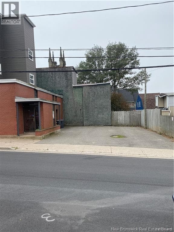 101 Carleton Street, photo 3