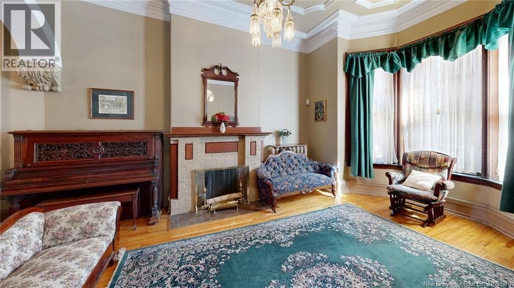 219 Germain Street, photo 9