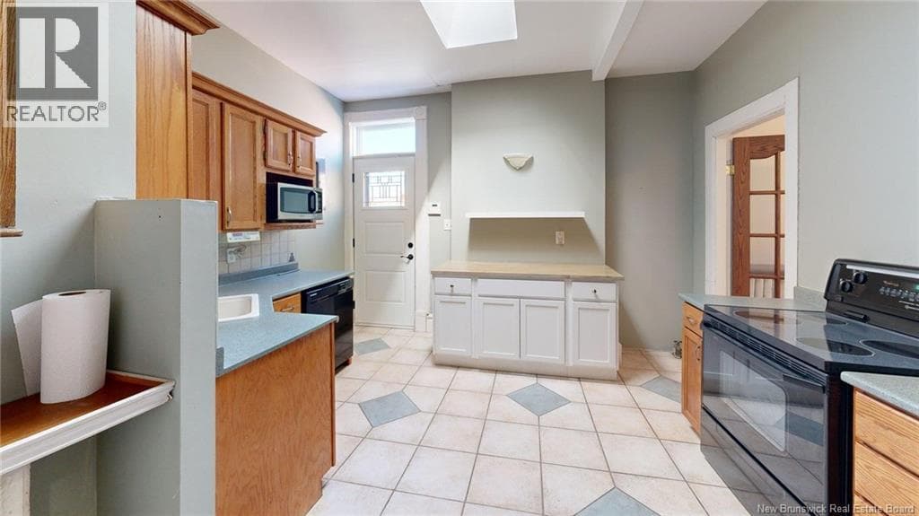 219 Germain Street, photo 30
