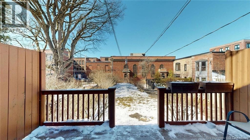 219 Germain Street, photo 37