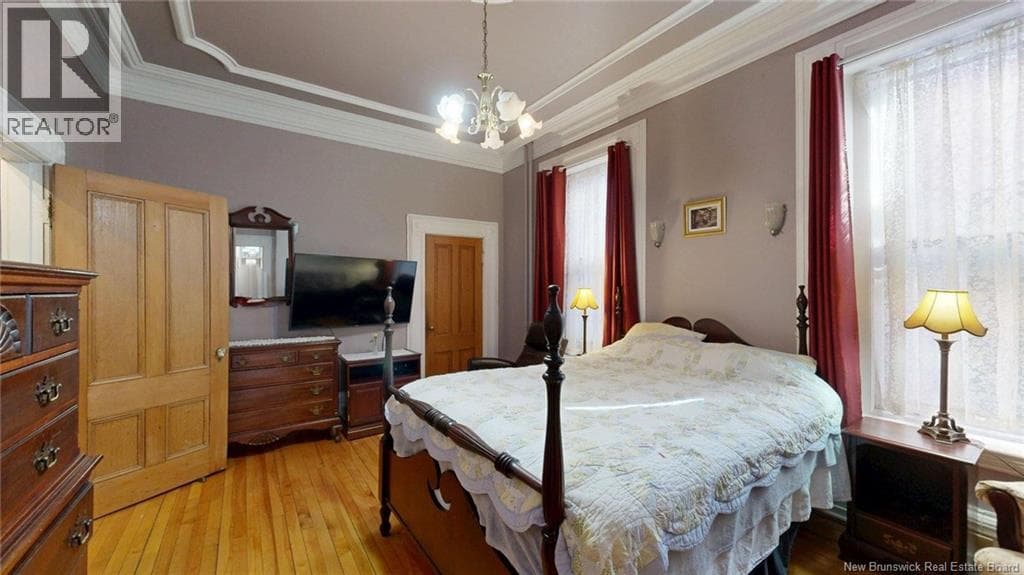 219 Germain Street, photo 13