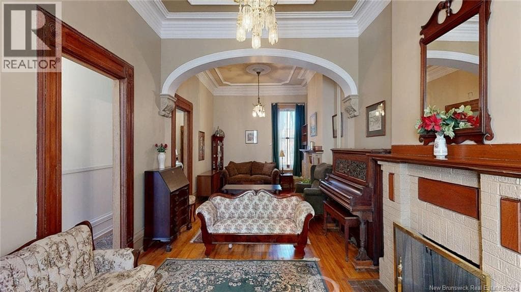 219 Germain Street, photo 5