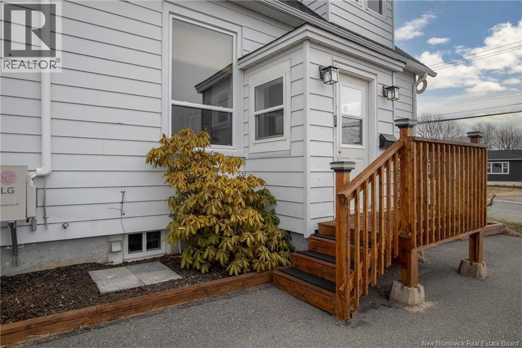 754 Sand Cove Road, photo 4