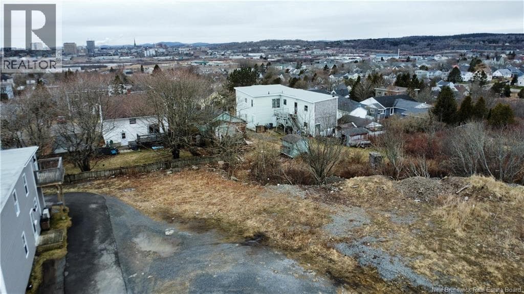 130-140 Alma Street, photo 7