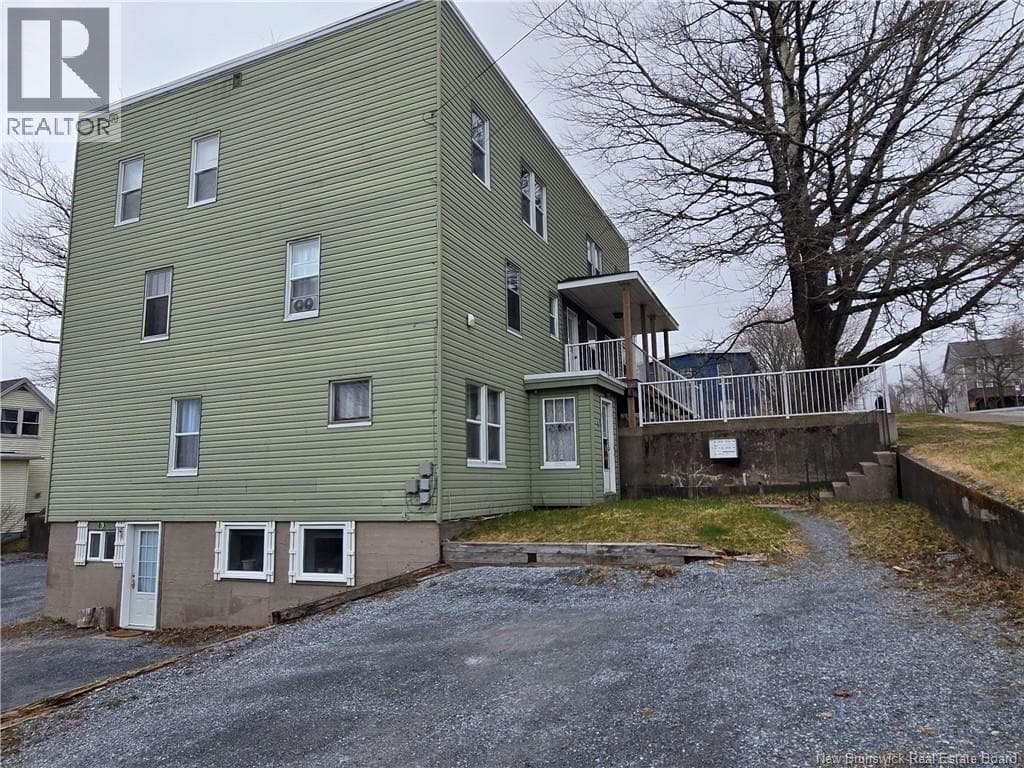 90 Wilton Street, photo 3