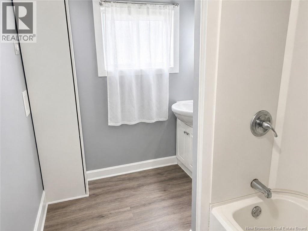 31-33 Peters Street, photo 18