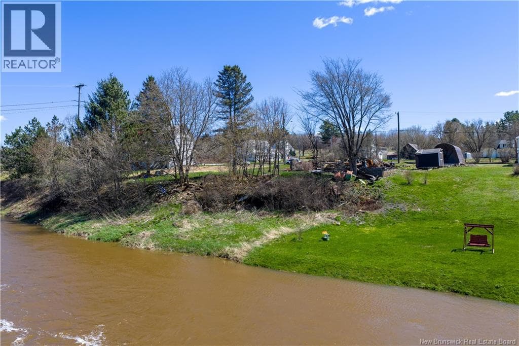 12 Perkins Drive, photo 8