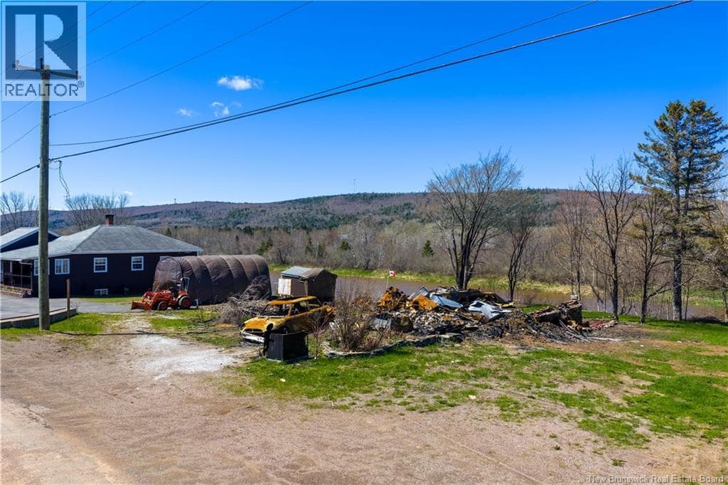 12 Perkins Drive, photo 2