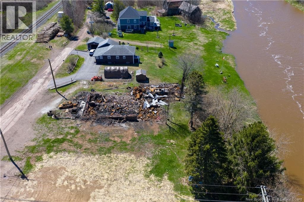 12 Perkins Drive, photo 21