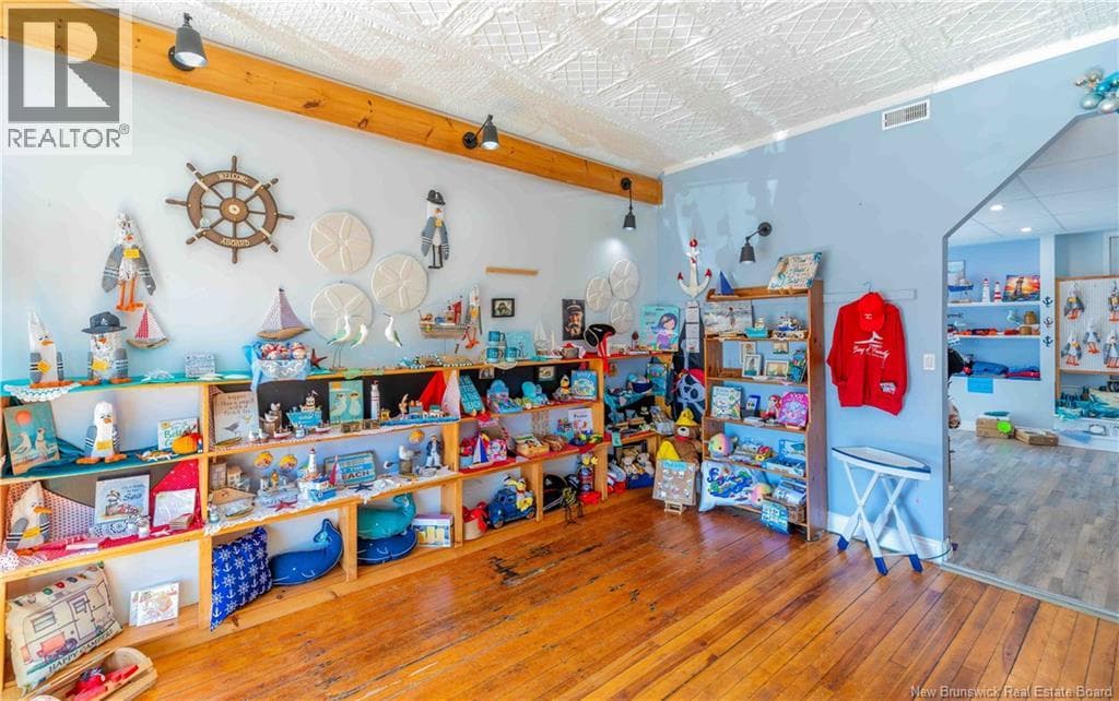 179 Main Street, photo 10