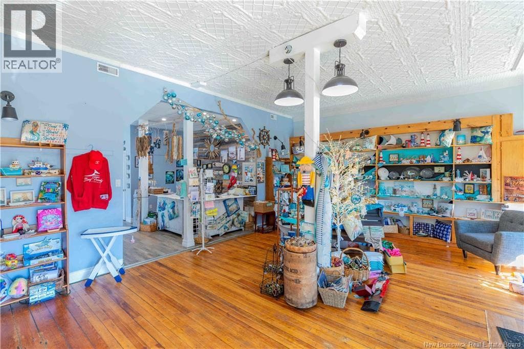 179 Main Street, photo 9