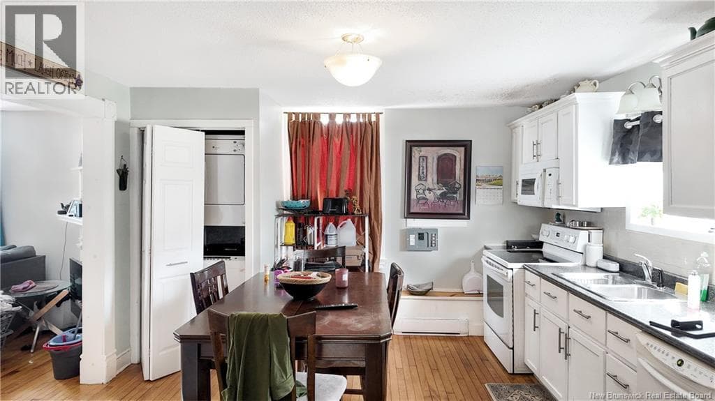 380 Union Street, photo 18