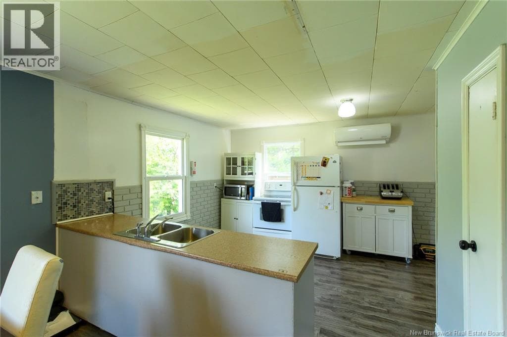 181 Clark Road, photo 7