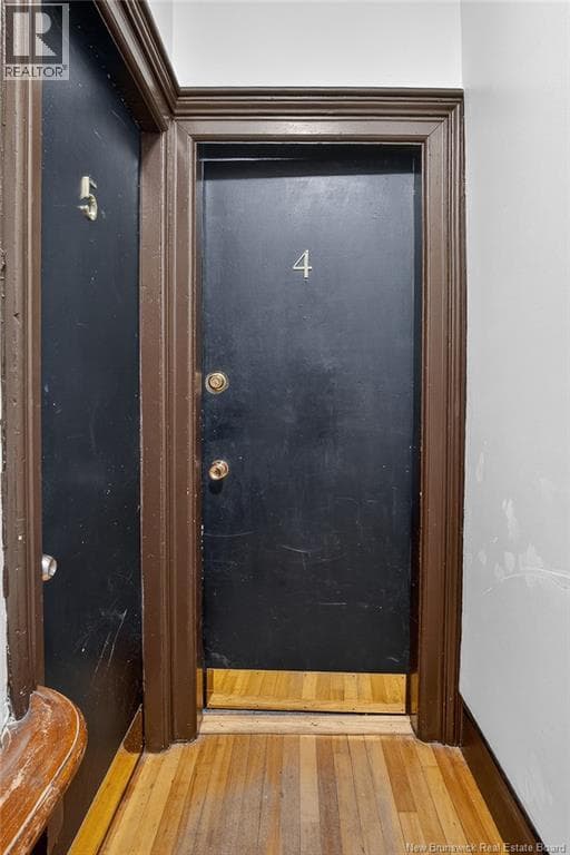 136 Charlotte Street, photo 45