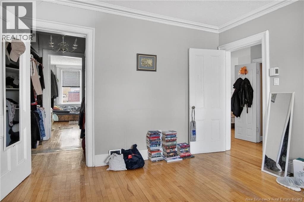 136 Charlotte Street, photo 47