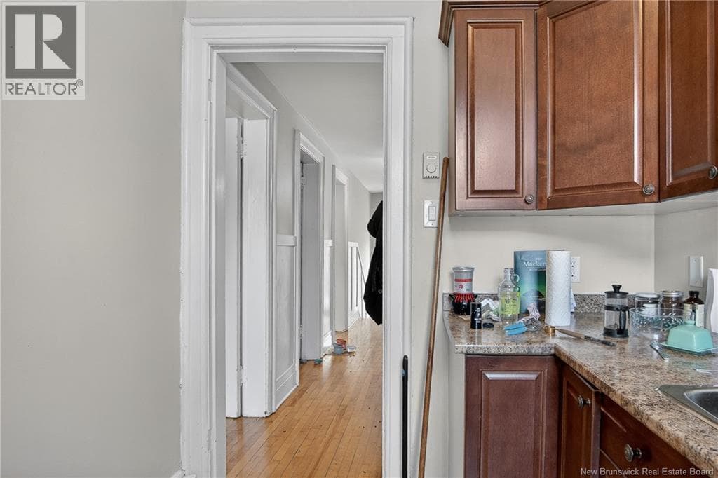 136 Charlotte Street, photo 50