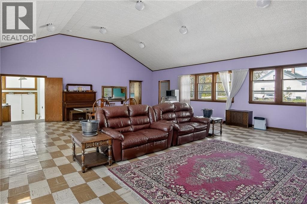8523 Route 101, photo 7
