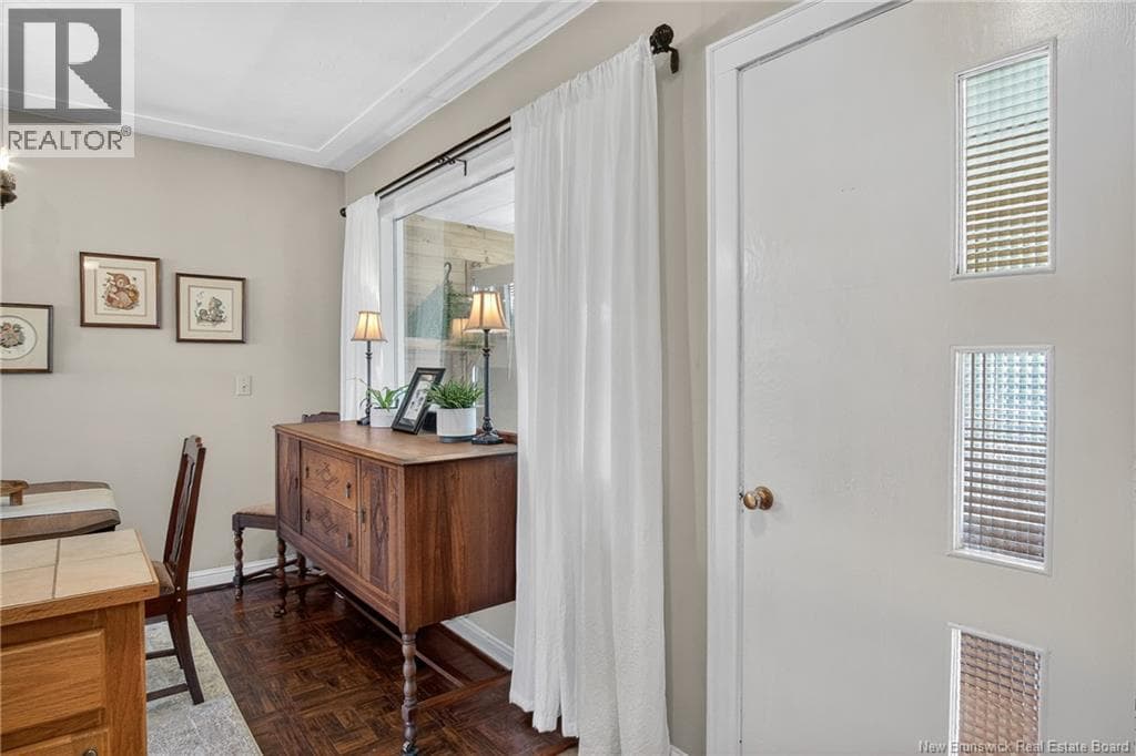 90 Bayview Drive, photo 14