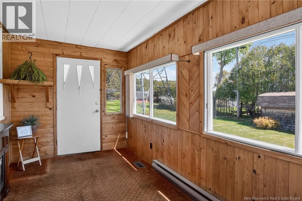 90 Bayview Drive, photo 15