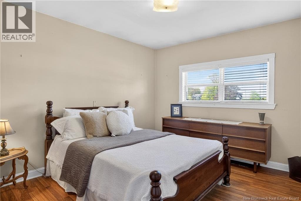90 Bayview Drive, photo 22