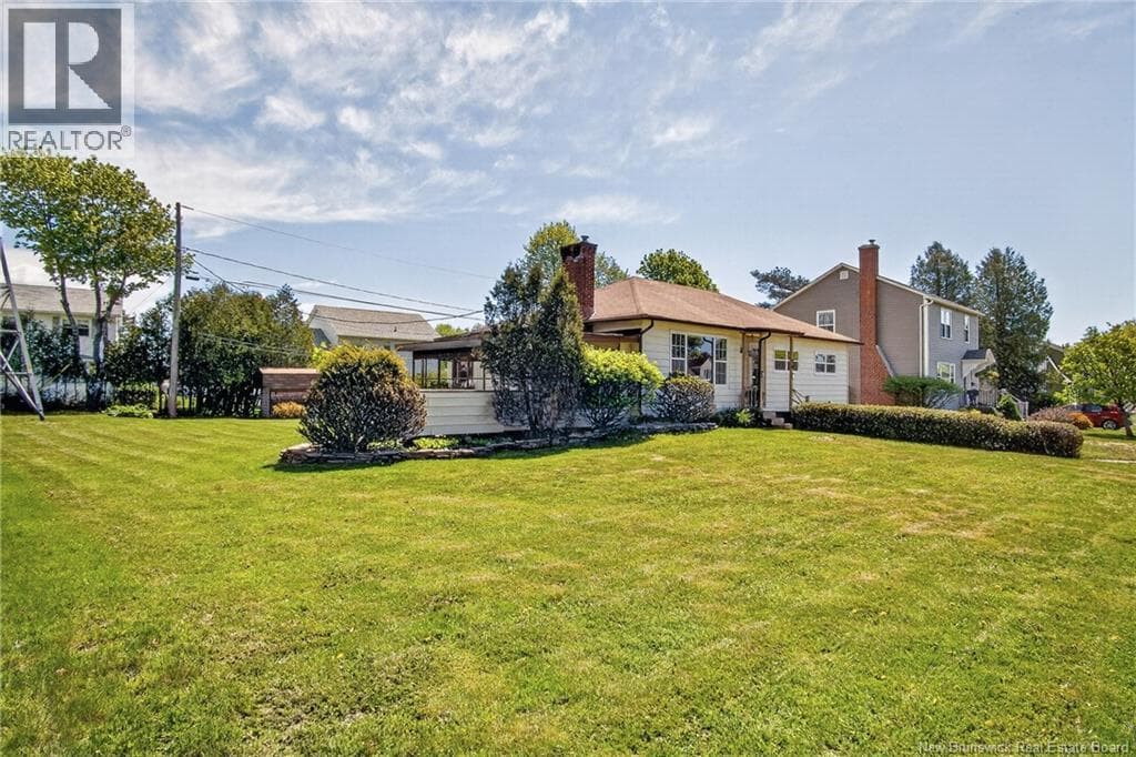 90 Bayview Drive, photo 31