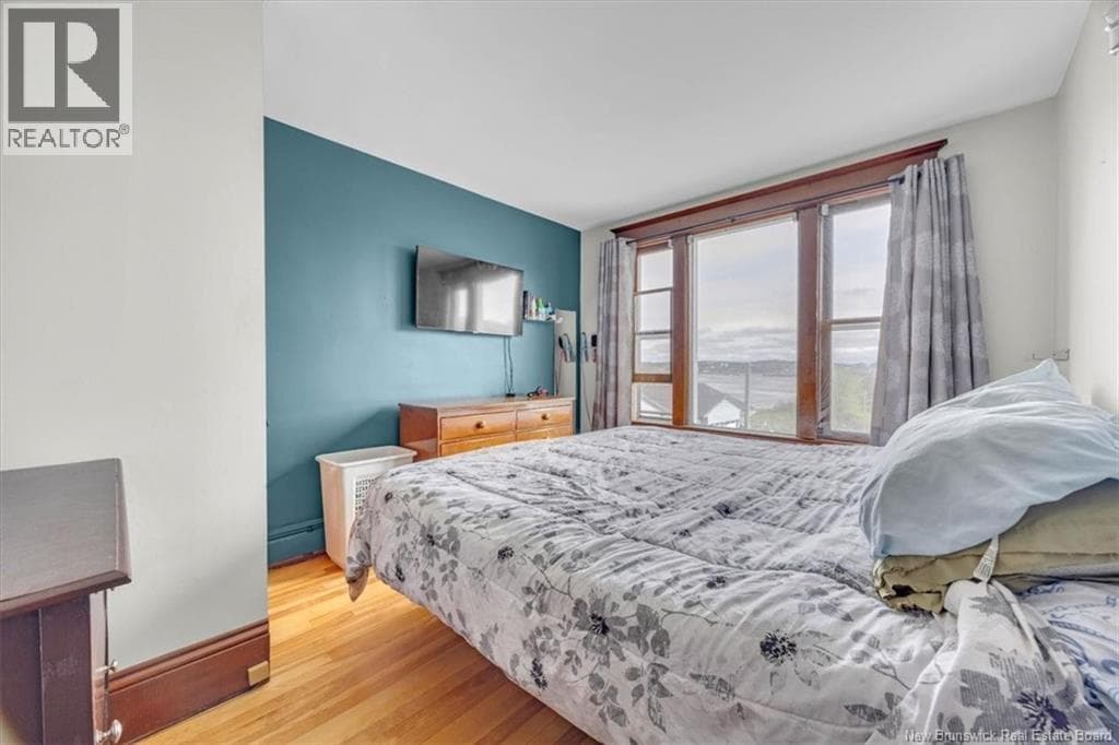 360 Riverview Drive, photo 10